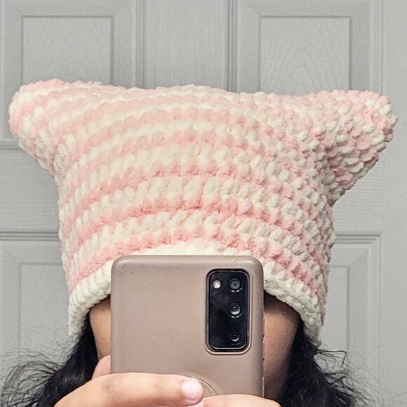 Handmade Crochet Y2k Streetwear Oversized Chenille Cat Ear Beanie - Picture 1 of 1